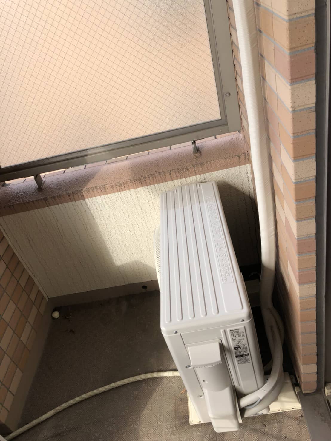 東京都板橋区新品エアコン取り付け工事